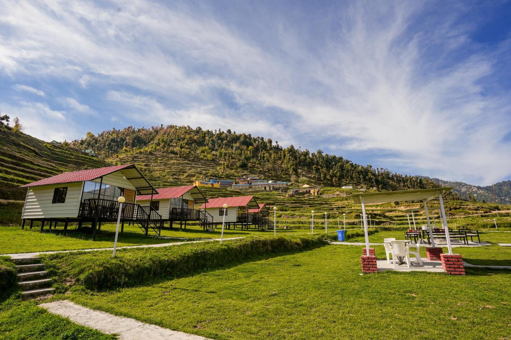 The Hillside Cottages Kanatal Exterior photo